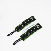 Черно-зеленые кожаные наручники с зеленой строчкой - Crazy Handmade - купить с доставкой в Благовещенске