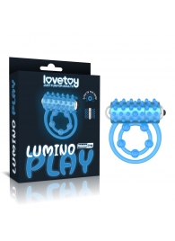 Голубое, светящееся в темноте виброкольцо Lumino Play Vibrating Penis Ring - Lovetoy - в Благовещенске купить с доставкой