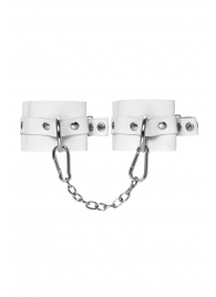 Белые мягкие кожаные наручники с люверсами - Pecado - купить с доставкой в Благовещенске