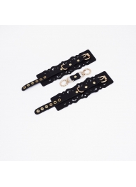 Черные кожаные наручники с узорами и золотистой фурнитурой - Crazy Handmade - купить с доставкой в Благовещенске
